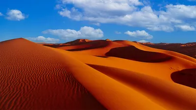 Какую толщину имеет слой песка в пустыне / Путешествия и туризм / iXBT Live