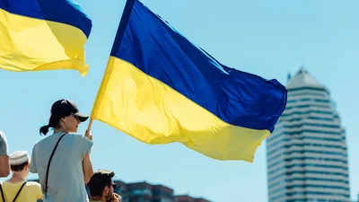Олицетворение несокрушимости народа\": Украина отмечает День  Государственного Флага – генерал Залужный поздравил с праздником