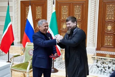 Минниханов поздравил Кадырова с днем рождения на чеченском языке | АиФ –  Казань | Дзен