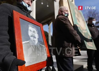 Приуроченная ко дню рождения Сталина марка, открыла новую филателистическую  серию «Великие люди» | Правда ДНР
