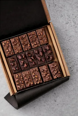 Depot разработал дизайн новогодней упаковки шоколада Nesquik