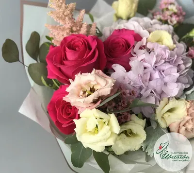Купить Сочный яркий букет цветов с доставкой по Томску: цена, фото, отзывы.