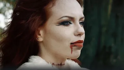 Кровавый тренд: как в Европе возникла мода на вампиров — 29.08.2022 —  Статьи на РЕН ТВ