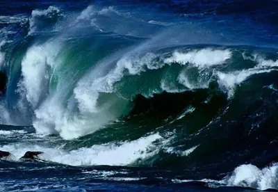 Морские волны на берегу моря · Бесплатные стоковые фото