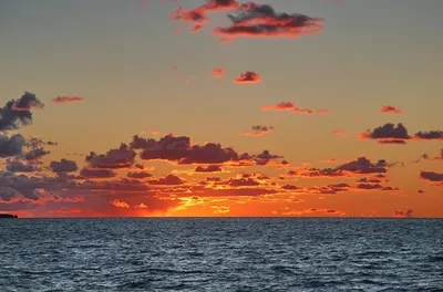 красивое фото заката на пляже Стоковое Фото - изображение насчитывающей  закат, красивейшее: 243768608