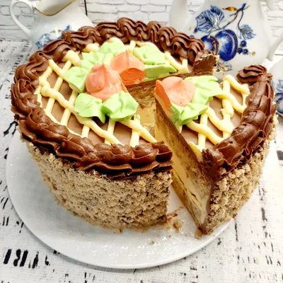 Киевский торт в домашних условиях: история, рецепт десерта