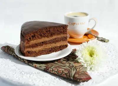 Кофе с шоколадным тортом стоковое изображение. изображение насчитывающей  напитка - 38103653