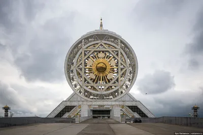Туркменистан: самое большое в мире колесо обозрения! — Teletype
