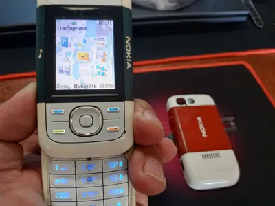 Анонсы: Яркие цвета Nokia 5230 для музыкальных фанатов