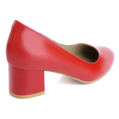 Красные туфли: с чем носить главную составляющую гардероба принцессы Дианы  и других монарших особ | Vogue Russia