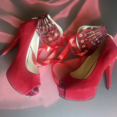 Красные замшевые женские туфли на высокой устойчивой шпильке 10.5 см купить  в интернет магазине Kwinto