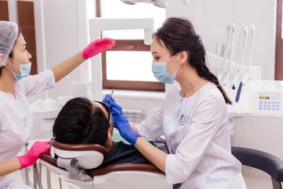 Лечение пришеечного кариеса: цена в Москве на лечение кариозных поражений  передних зубов в стоматологической клинике