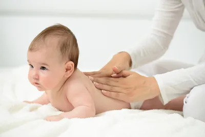 Как и какой массаж делать ребёнку с первого года жизни