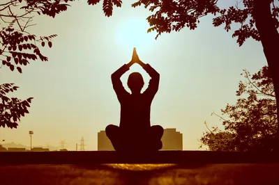 Дхарма-маркетинг: как медитация стала мейнстримом и так ли она всесильна |  РБК Стиль