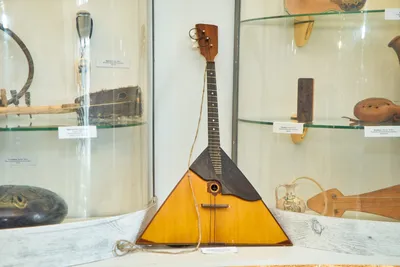 Музей народных музыкальных инструментов имени Ыхласа