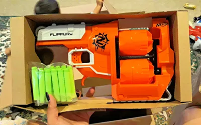 REVIEW] Nerf Zombie Strike Ripchain | OFF THE CHAIN?! - YouTube