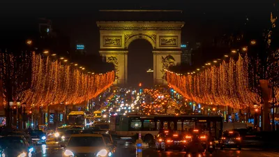 Новый год в Париже: лучшие отели, рестораны и шопинг