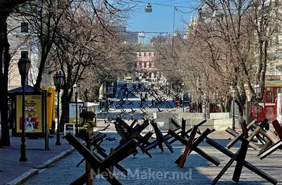 ФОТО) Забаррикадированный центр Одессы. Как выглядит город прямо сейчас -  NewsMaker