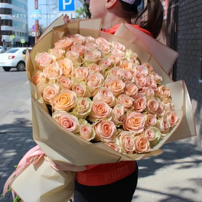 Заказать большой букет белых роз с днем рождения FL-01 купить - хорошая  цена на большой букет белых роз с днем рождения с доставкой - FLORAN.com.ua