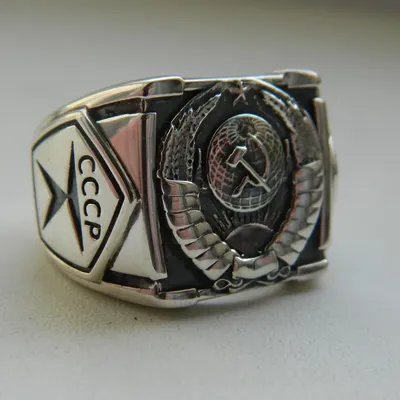 Эксклюзивный мужской перстень Miracolo с узорами и крупным камнем купить от  60209 грн | EliteGold.ua