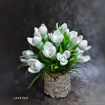 Композиция Подснежники» с тюльпанами, лизиантусами и хризантемами - купить  во Владикавказе за 10 440 руб