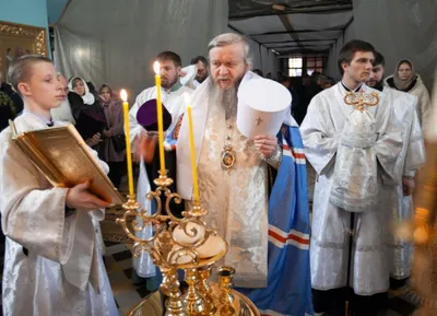 Свет мира и добра. Сегодня православные верующие празднуют Рождество  Христово |