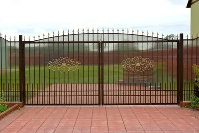 Распашные металлические ворота для дачи, загородного дома, производство,  низкие цены - Забор в каждый двор