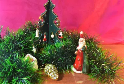 Рождественская открытка поздравление в конвертах PNG , праздничное  украшение, рождественская ветка, рождество холли PNG рисунок для бесплатной  загрузки