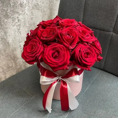 33 розы в коробке «Сердце» | Первый цветочный | Кострома