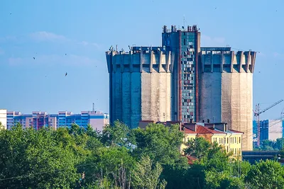 В Самаре борются за сохранение символа города - элеватора, внешне  напоминающего средневековую крепость - Российская газета