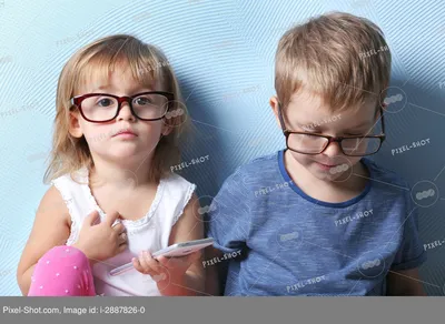 Смешные дети, которым родители позволили одеться самостоятельно. Читайте на  UKR.NET
