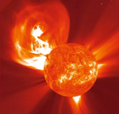 Solar Orbiter увидел гигантский корональный выброс на Солнце