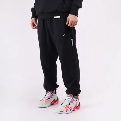 Спортивные штаны Nike DA6368-010 по акционной цене в аутлет  интернет-магазине brand-centr.com