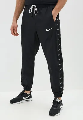 Брюки спортивные Nike SPORTSWEAR SWOOSH MEN'S WOVEN PANTS, цвет: черный,  NI464EMFLCR3 — купить в интернет-магазине Lamoda