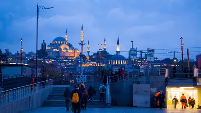 Едем в Стамбул: что посмотреть, где прогуляться, где остановиться, где  поесть и как передвигаться по городу — Яндекс Путешествия