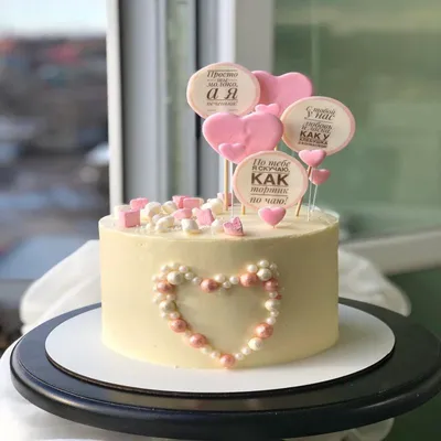 Недорогой торт на 8 марта на заказ в интернет магазине-кондитерской