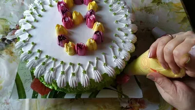 Торт к 8 марта – сладкое поздравление для любимых — «Золотой улей» -  Выпечка в Махачкале