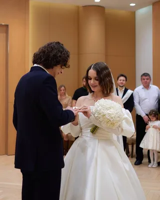 Девушка из Бразилии вышла замуж за куклу и «родила» ребенка