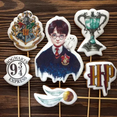 Magical Harry Potter Gingerbread Cookies